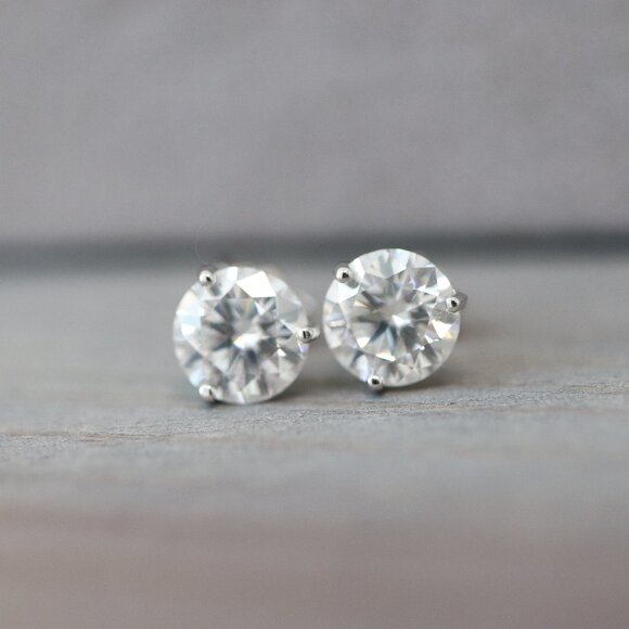 S925 2cttw Clear Moissanite Diamond 3-Prong Martini Style Earrings Studs Sterlin - Picture 2 of 5